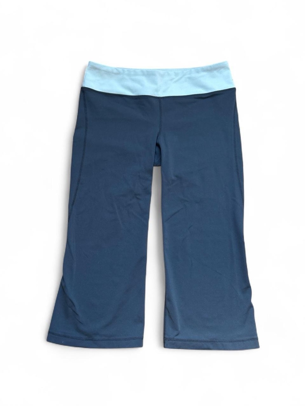 Gap BodyFit Capri Flare Yoga Pants Grey Blue Size M Y2K Style